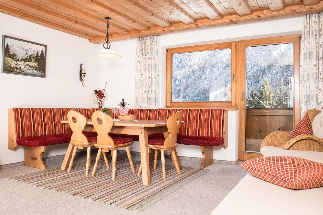 Landhaus Maria Нойщифт им Щубайтал Екстериор снимка